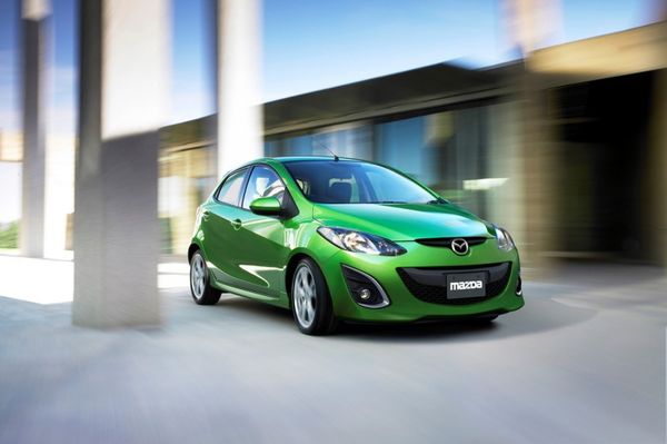Review: Five reasons why grumpy people should buy the 2011 Mazda 2 - TFLcar