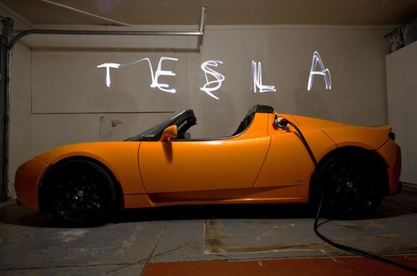 Modern collectibles revealed: 2009-2012 Tesla Roadster | TFLCar.com