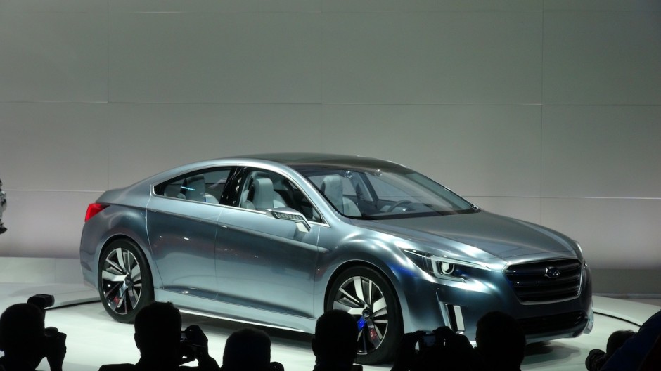 LA Video: Reveal of Subaru Legacy Concept - Previews next Legacy - The ...