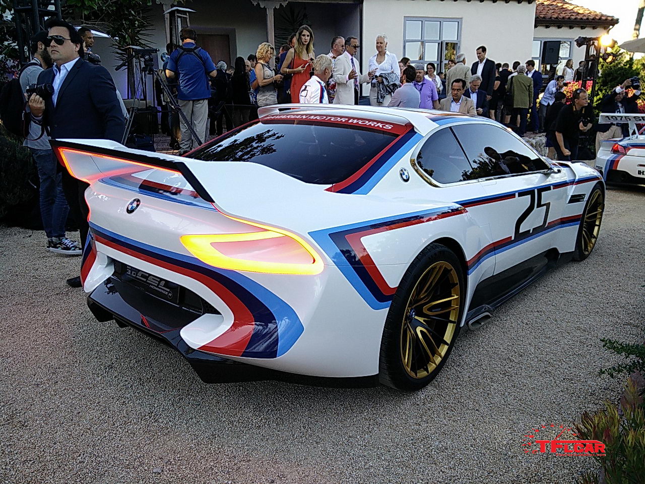 Bmw 3 0 Csl Hommage R Celebrates Early Success Of Bmw Racing Photo Gallery The Fast Lane Car