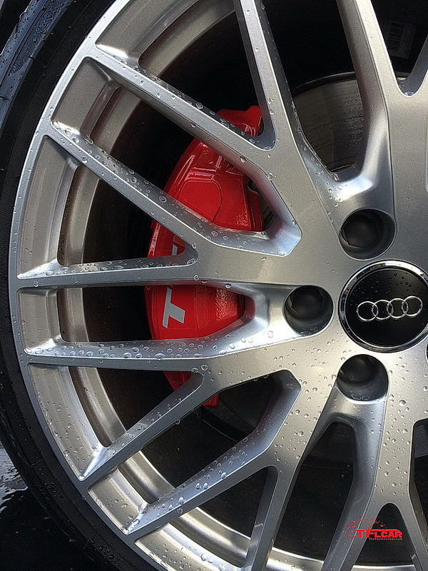 2016 Audi TTS quattro 19-in alloy wheels