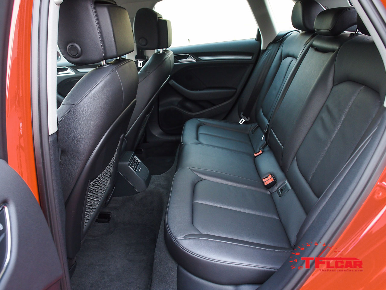 2016 Audi A3 Sportback e-tron back seats