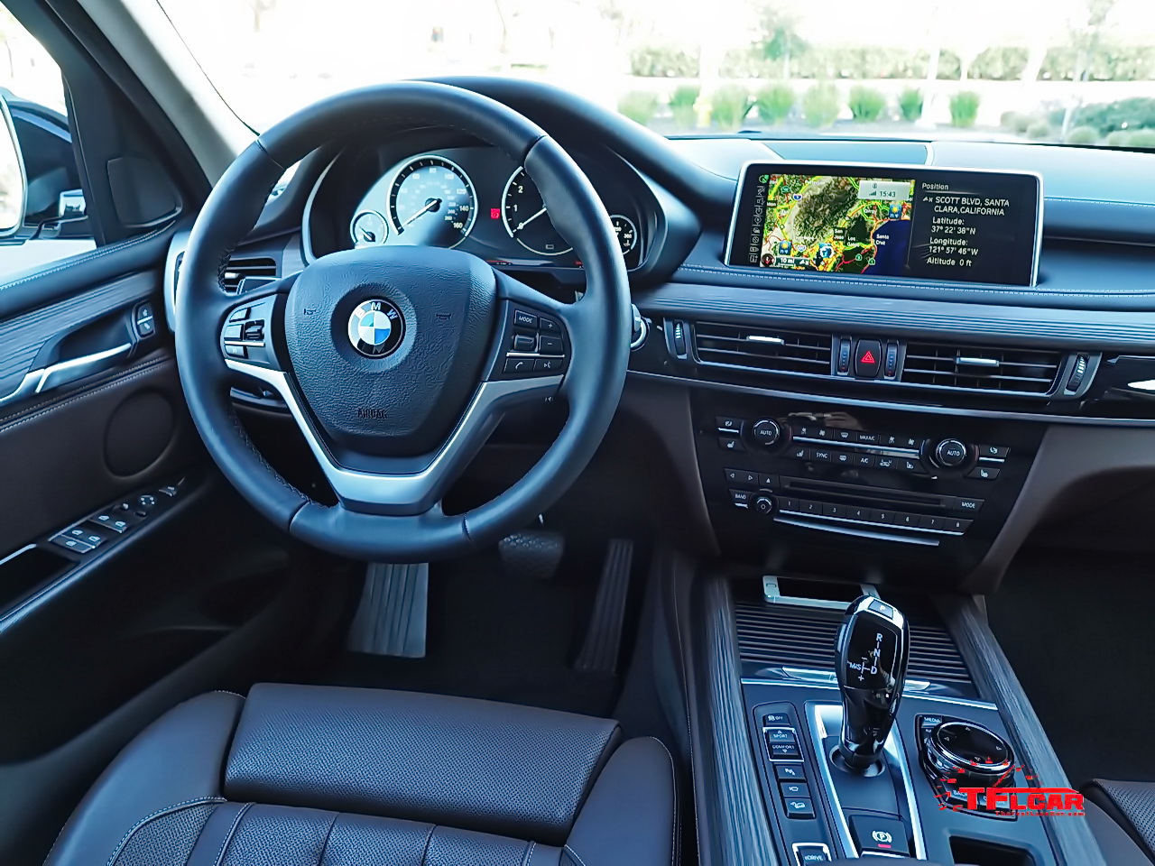 2016 BMW X5 40e plug-in hybrid cockpit