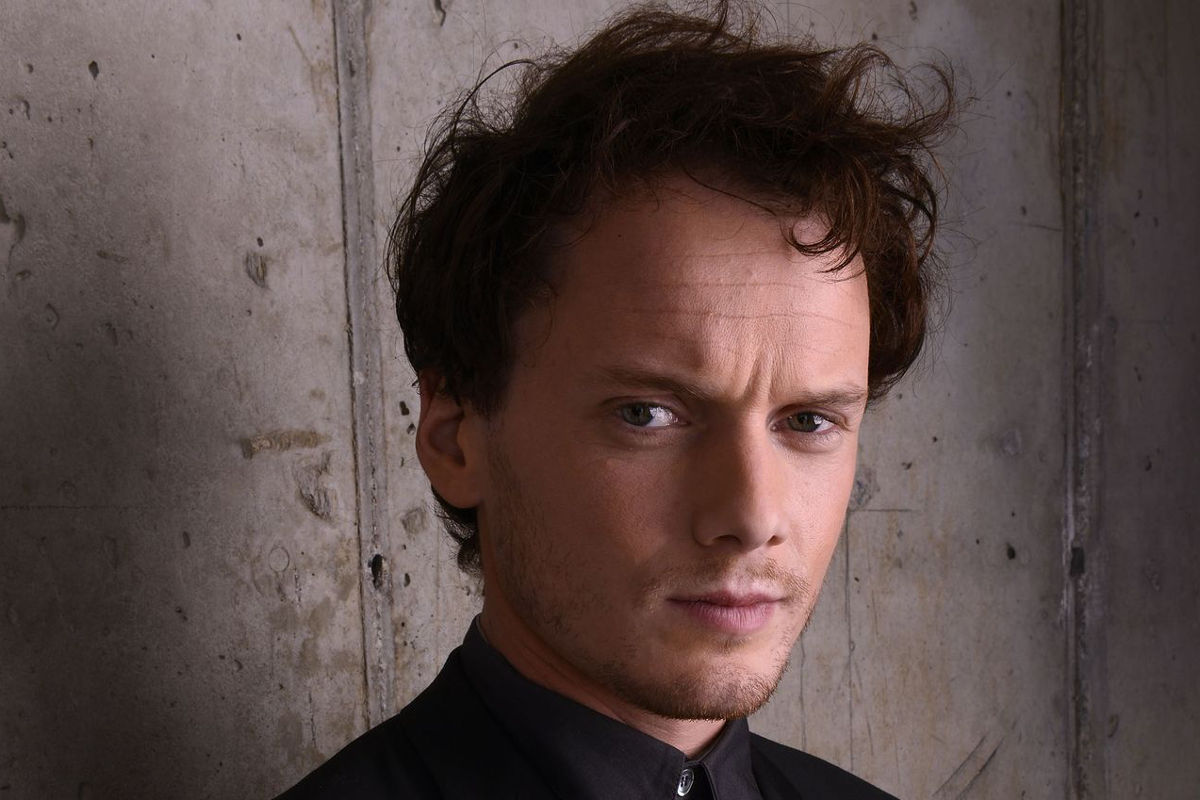 Anton Yelchin chekov