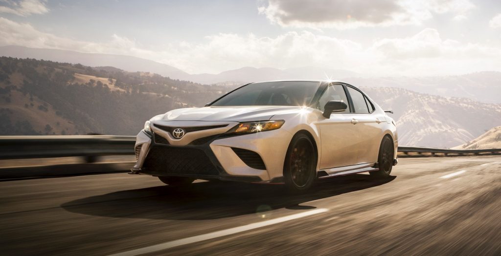 Toyota Camry: 2021-2022 IIHS Top Safety Pick (safest cars)