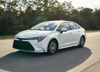 2017 toyota corolla manual transmission mpg real world review