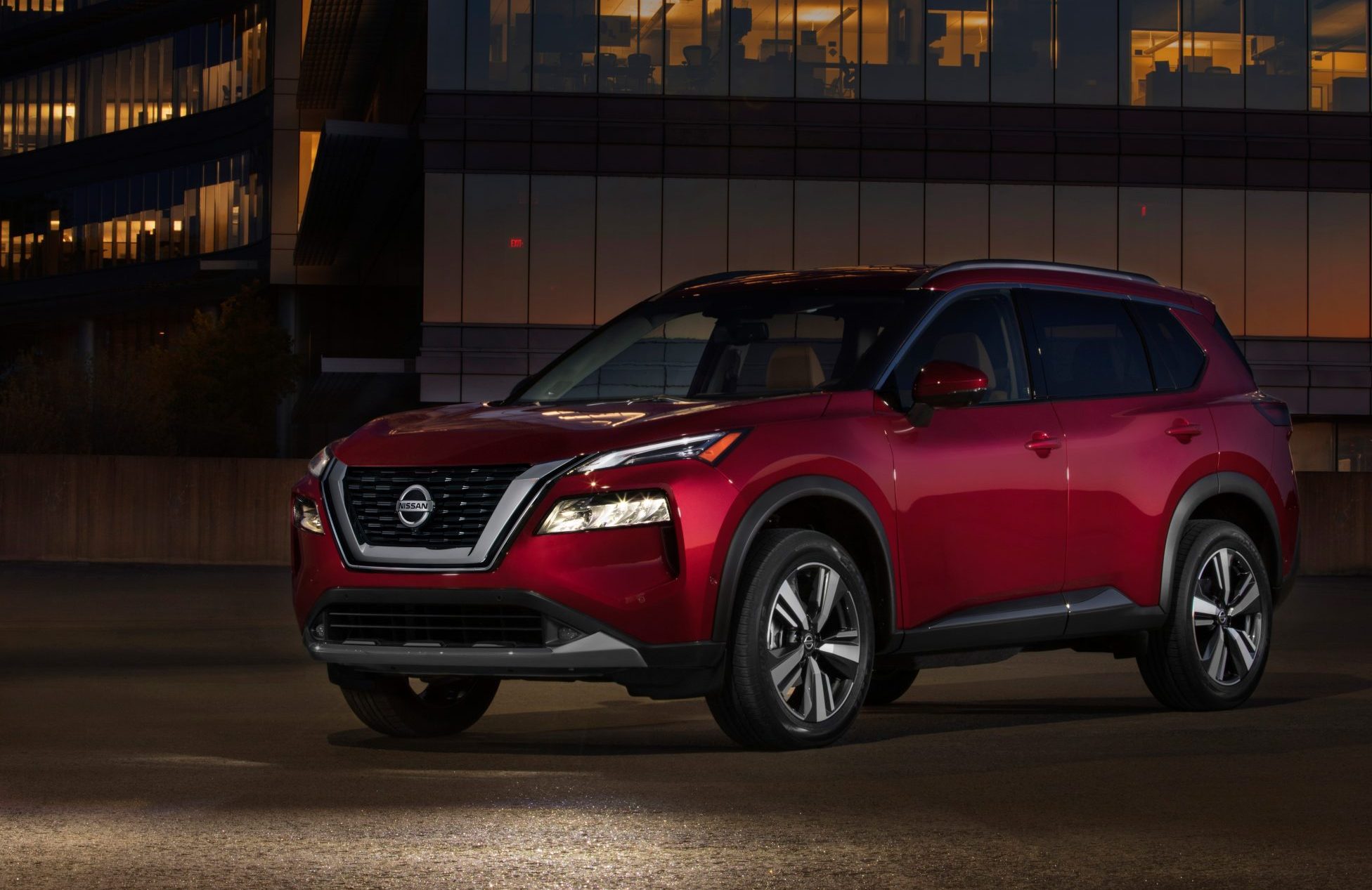 2021 Nissan Rogue Scores 4-Star Overall Safety Rating, But Only 2 Stars ...