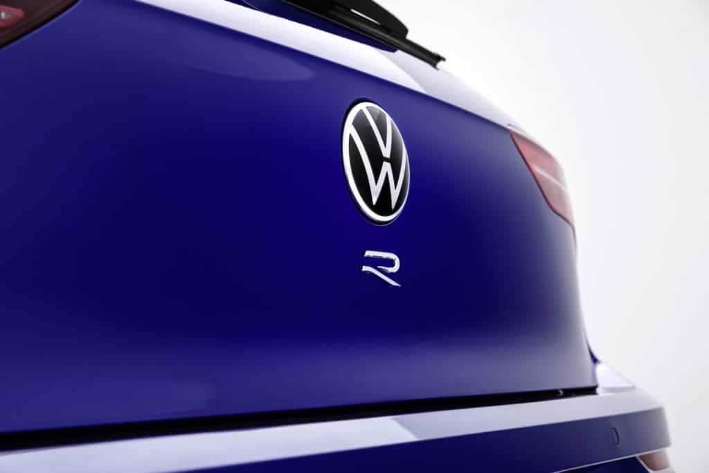 2022 Volkswagen Golf R teaser