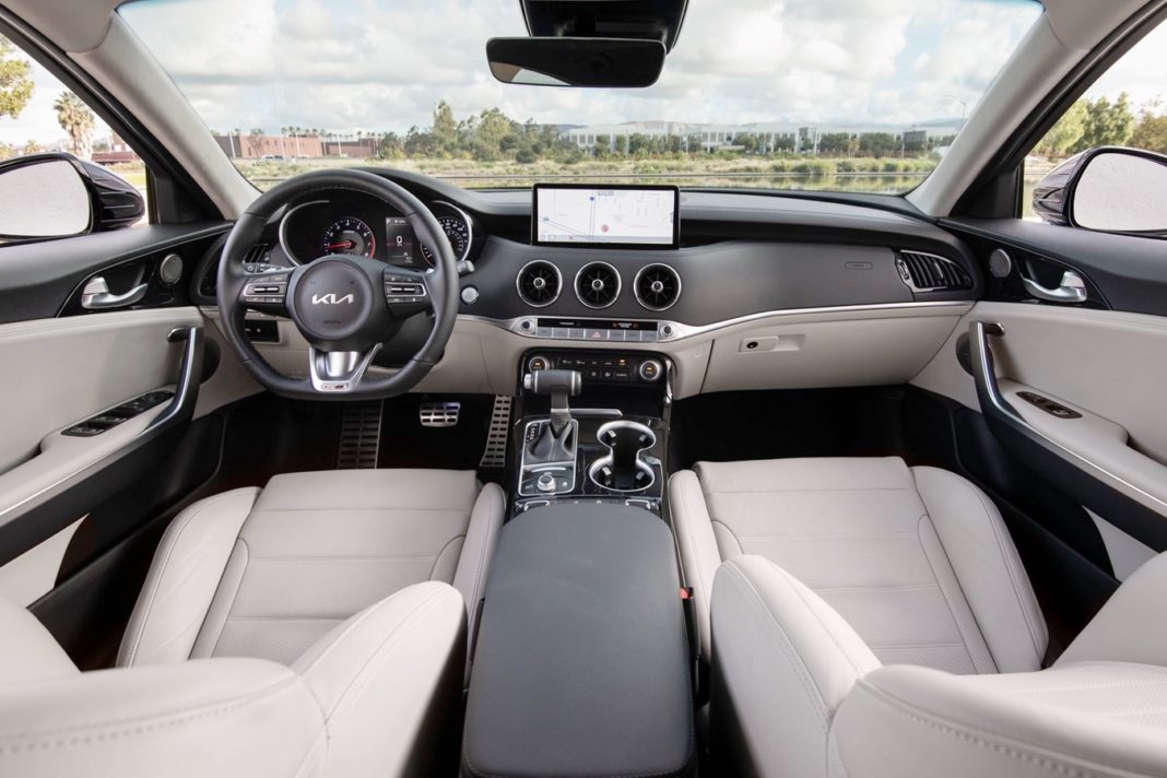 News: The Evolved 2022 Kia Stinger Makes U.S. Debut With Updated