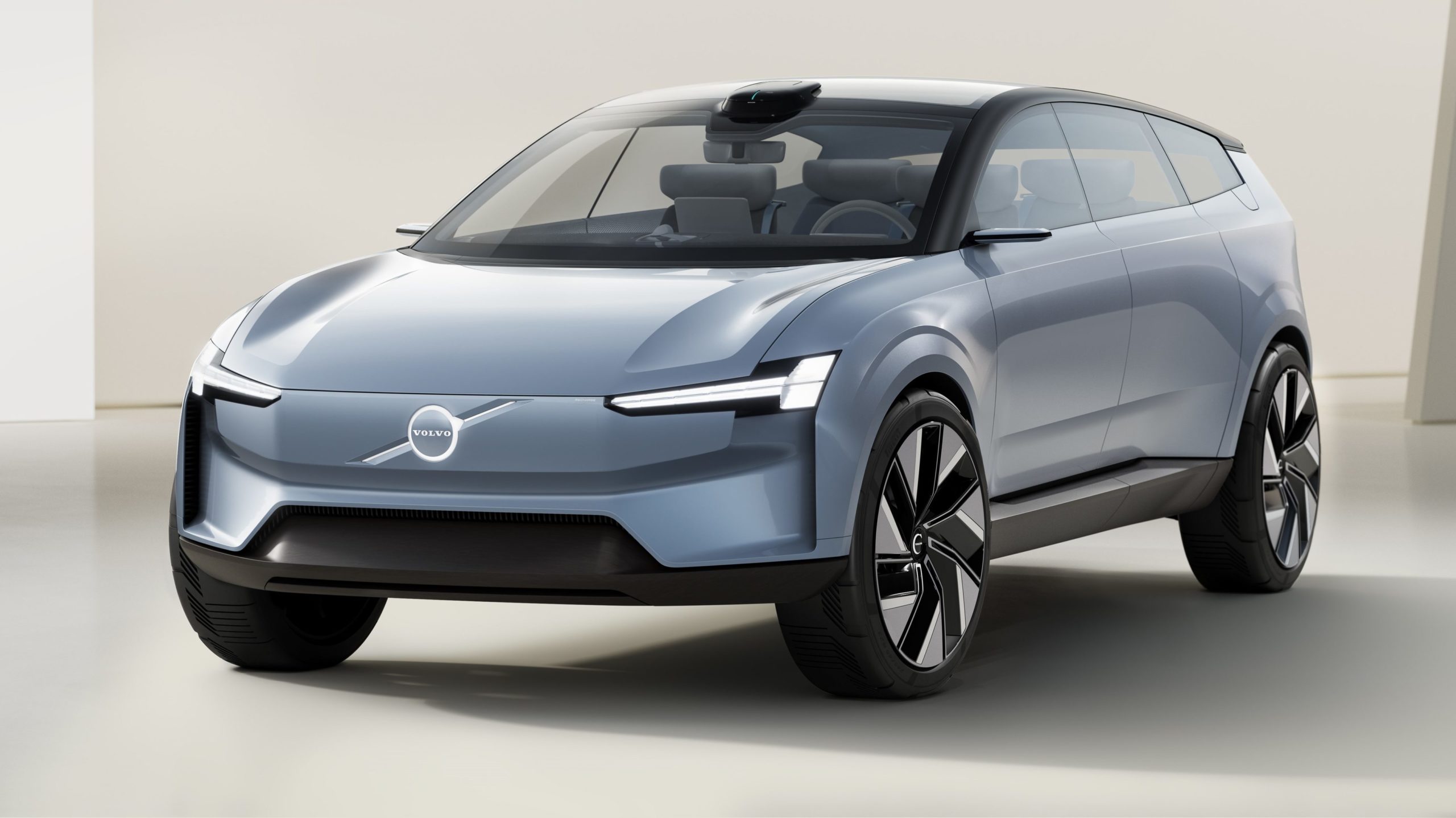 The Volvo Concept Recharge Is Rewriting The Brand's EV Rulebook: News