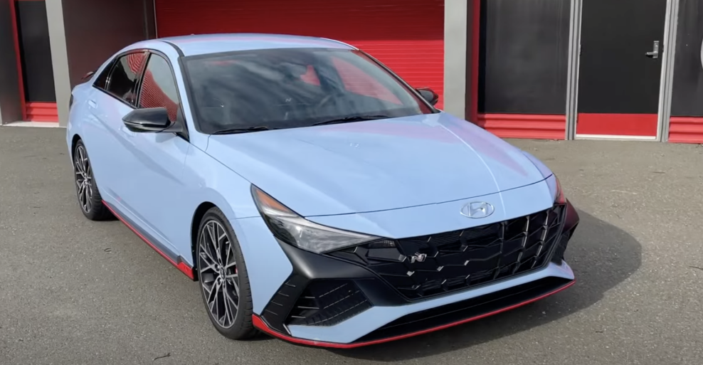 2023 Hyundai Elantra N front