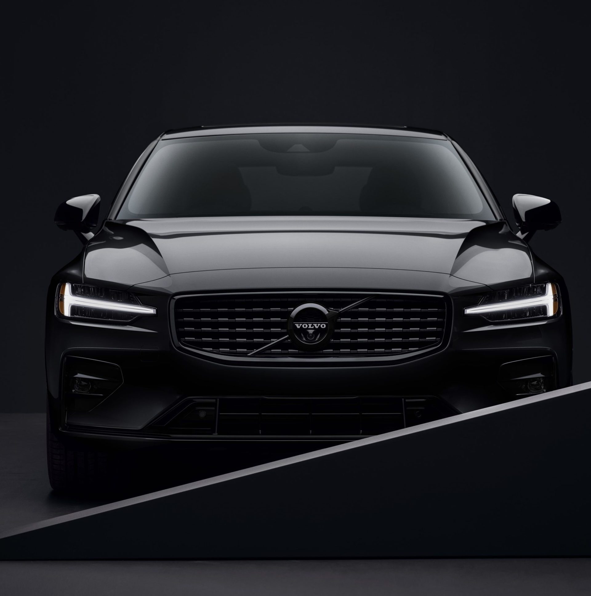 The 2022 Volvo S60 Goes All Sinister With Limited-Run Black Edition ...