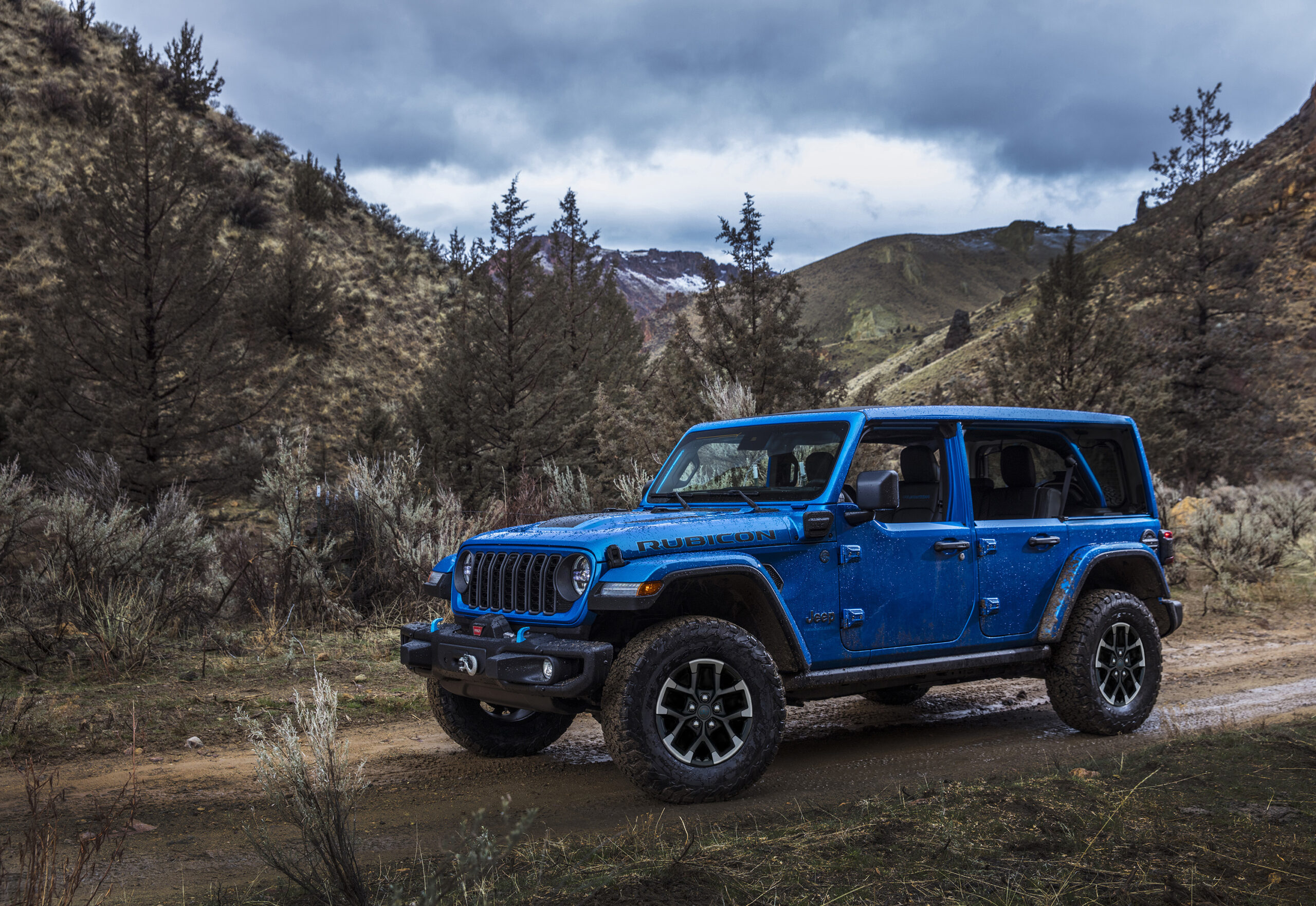 Revamped 2024 Jeep Wrangler Debuts with Fresh Face, Uconnect 5 and