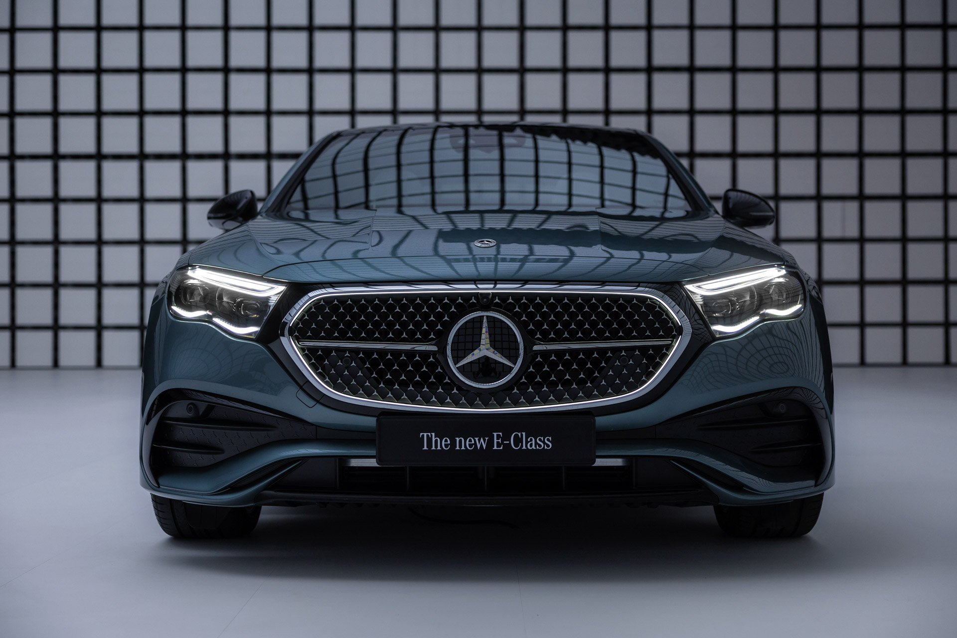 Rejoice Wagon Lovers The 2025 MercedesBenz EClass Will Still Be an