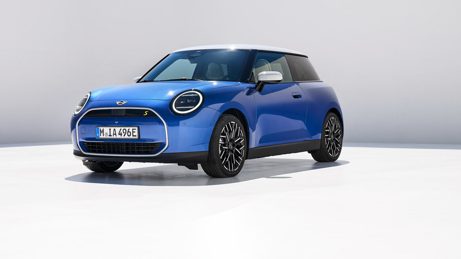 All-Electric 2025 Mini Cooper E and SE Revealed: Here's What You Need ...