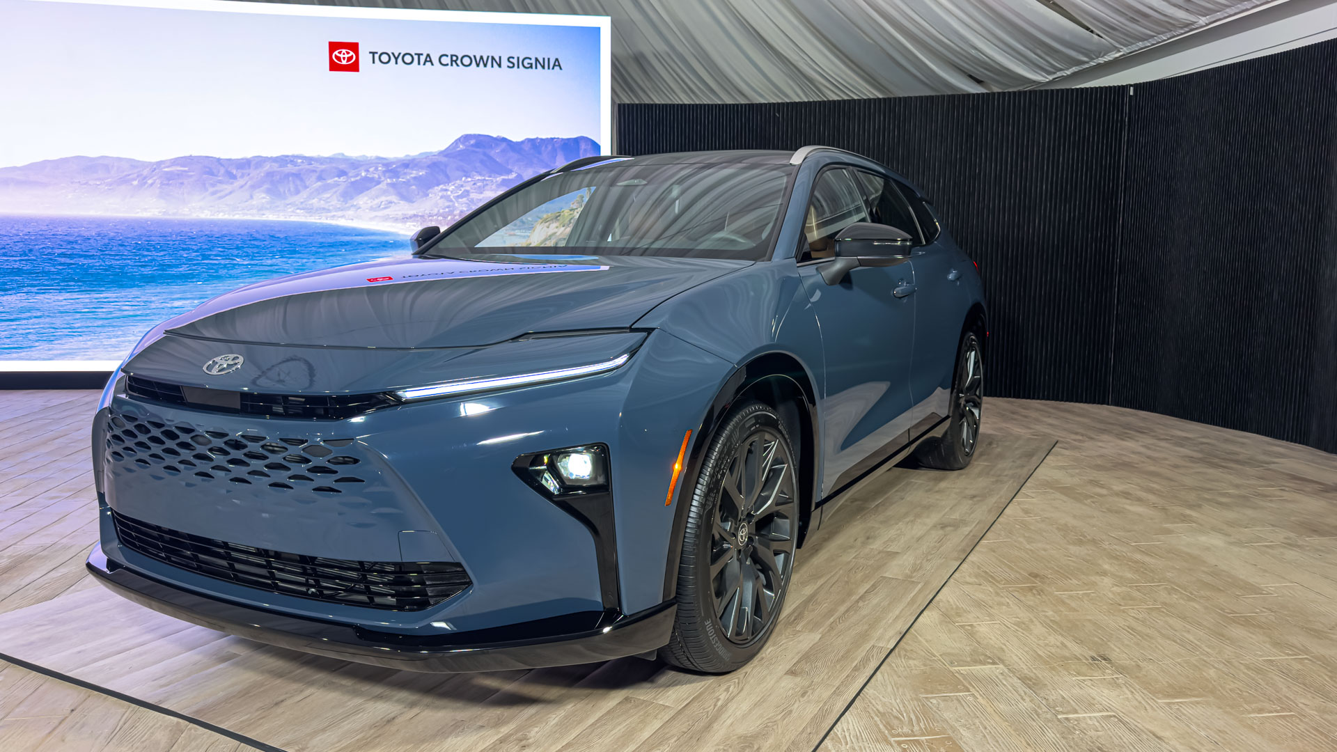 Toyota Debuts Its Latest SUV: Meet the 2025 Crown Signia - TFLcar