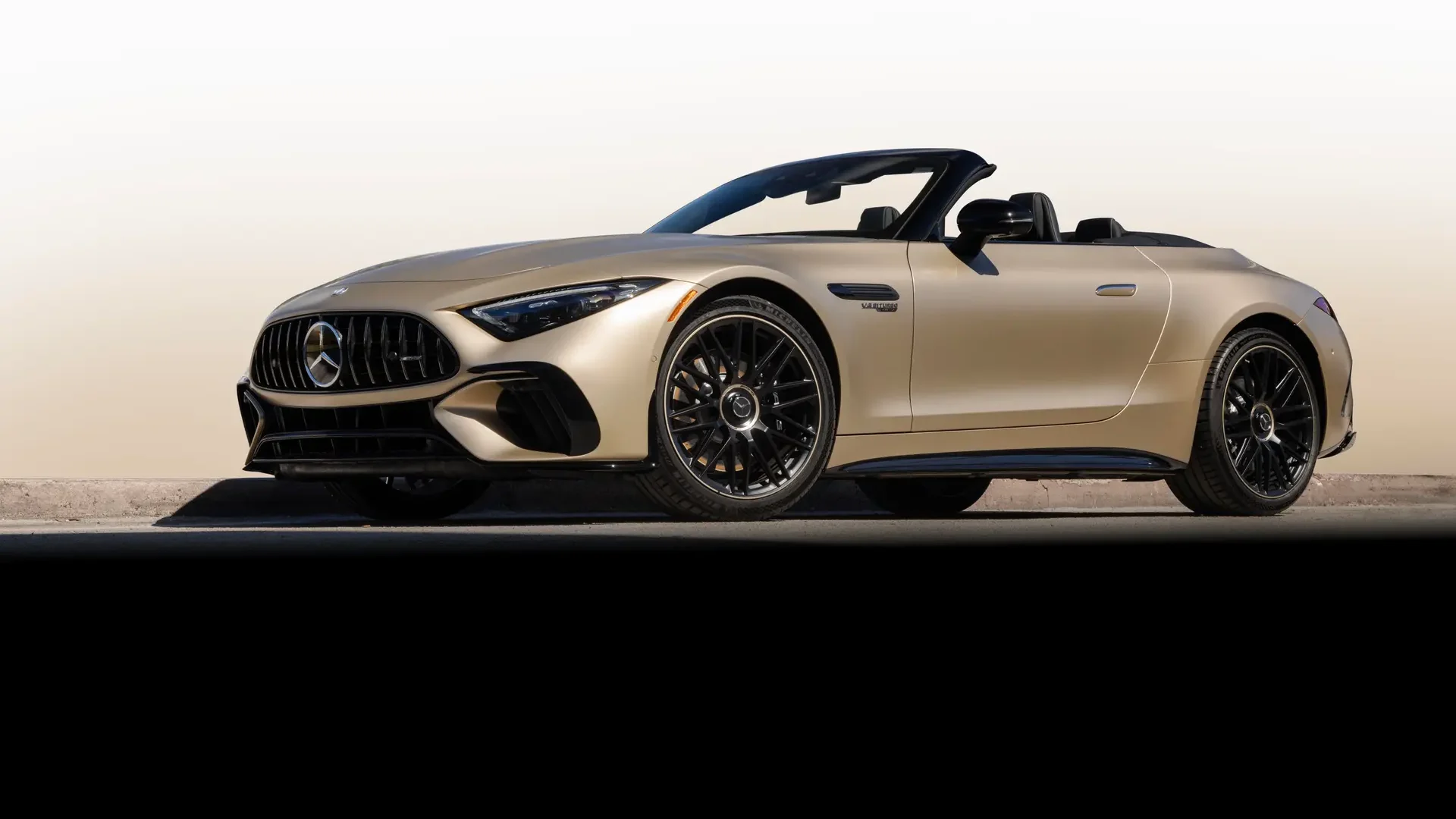 The Mercedes-AMG SL63 Manufaktur Golden Coast Is the Brand's Gold
