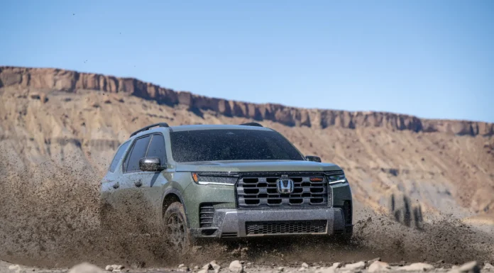 2026 Honda Pilot Gets a Refresh With More Grille and More Screen