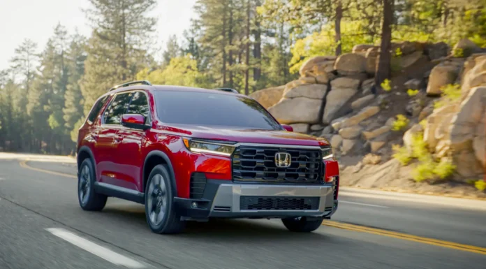 Honda Is Reportedly Considering a Larger Three-Row Pilot to Take on Grand Highlander