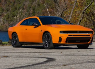 The 2026 Dodge Charger Scat Pack Finally Offers a Gas Option, And It’s (Almost) Perfect