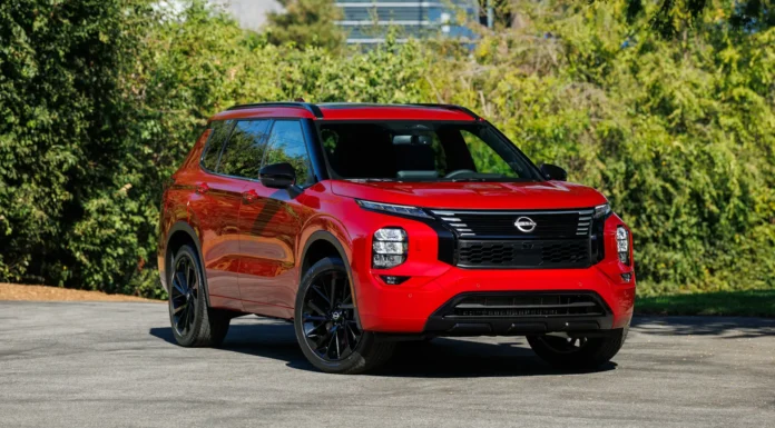 2026 Nissan Rogue Plug-in Hybrid Doesn’t Look Like a Rogue…And There’s a Good Reason for That 2026 Nissan Rogue PHEV