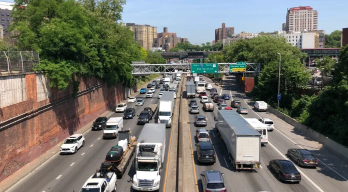 Trump Administration Reverses Biden-Era Fuel Economy Standards in An Effort to Address Rising New Car Prices Traffic - fuel economy standards post (featured)