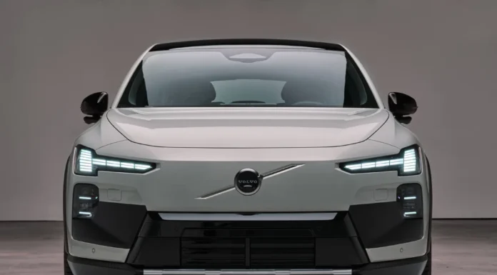 Volvo Is Cooking Up a New & Larger EX50 Model to Replace the Aging EX40 Next Year