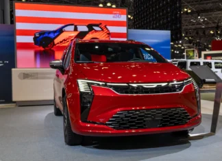 Updated 2027 Chrysler Pacifica Makes Its Official New York Auto Show Debut: Here Are the Details