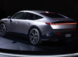Honda Is Reportedly Planning Both a ‘Futuristic’ Accord Refresh and a Usefully Updated Passport Honda sedan (Accord) prototype teaser